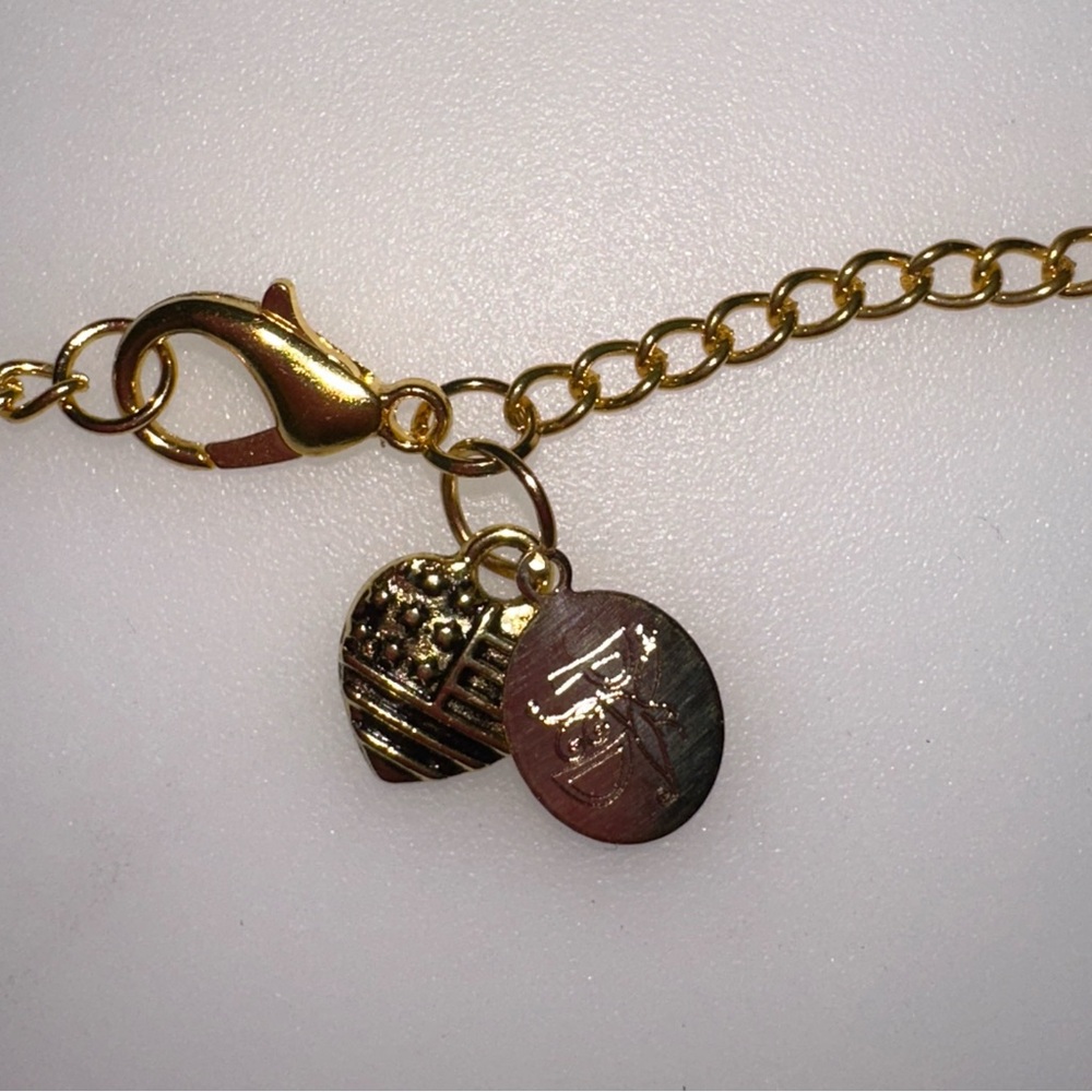 Abstract Pendant & Chain - Picture 8 of 8